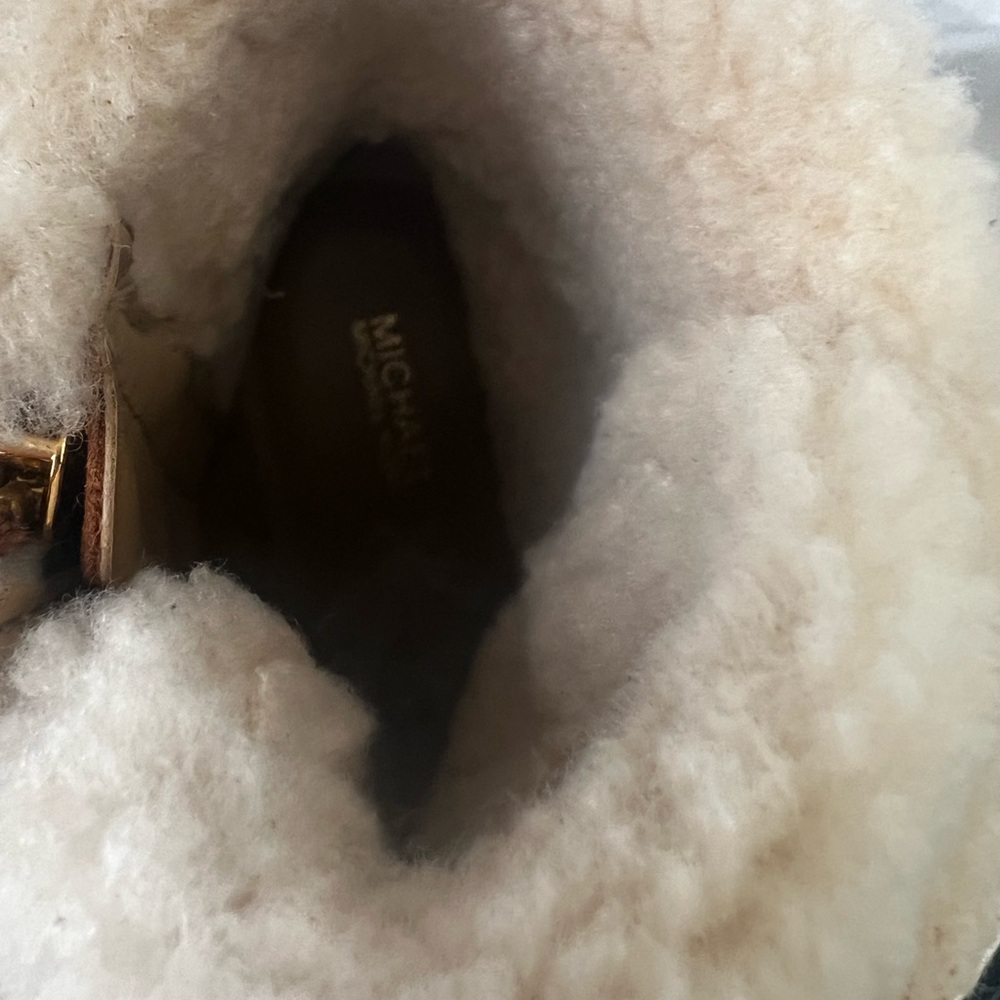 MICHAEL KORS TRUDY FUR & SUEDE BOOTS IN LUGG MULTI - SIZE 8.5 - Picture 5 of 11
